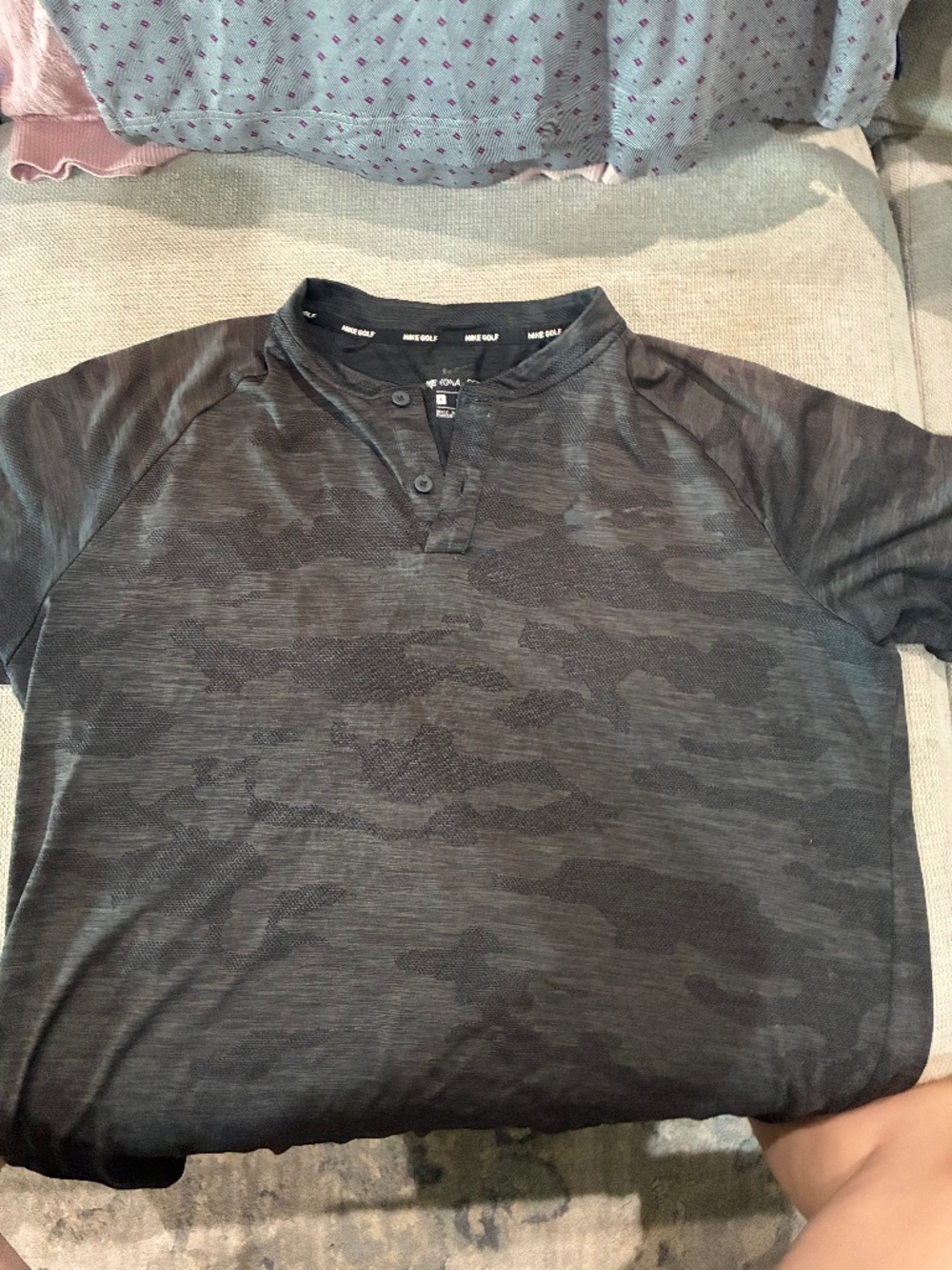 Men’s Nike golf shirt